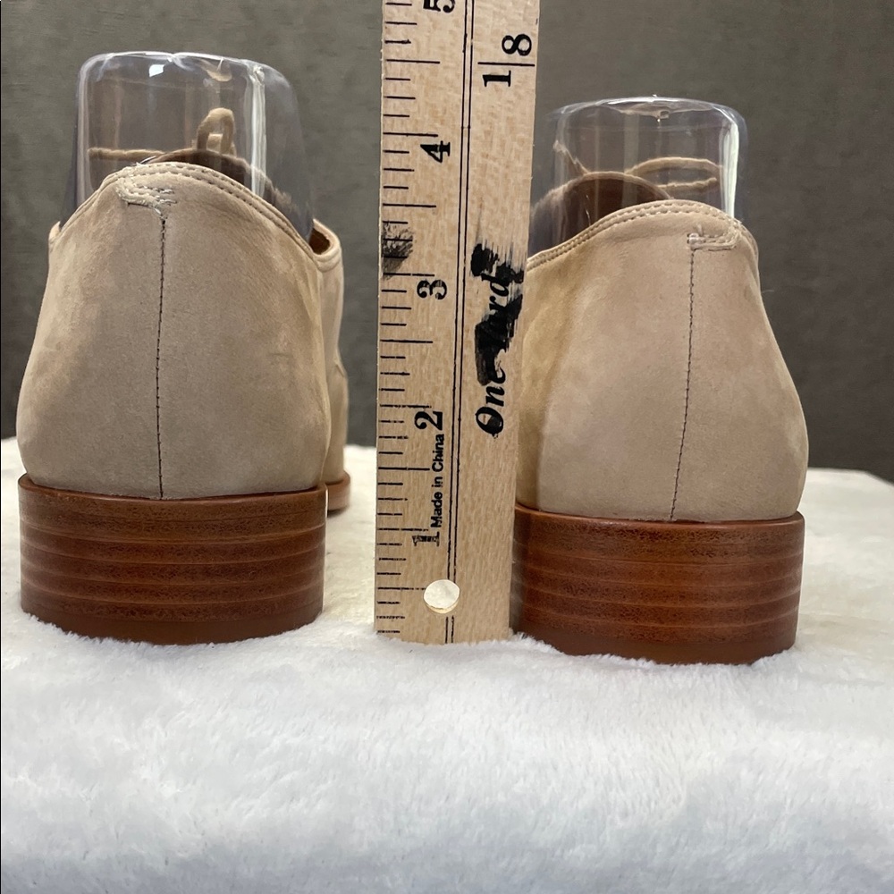 Frye Tan Lace-Up Oxfords - Picture 5 of 10